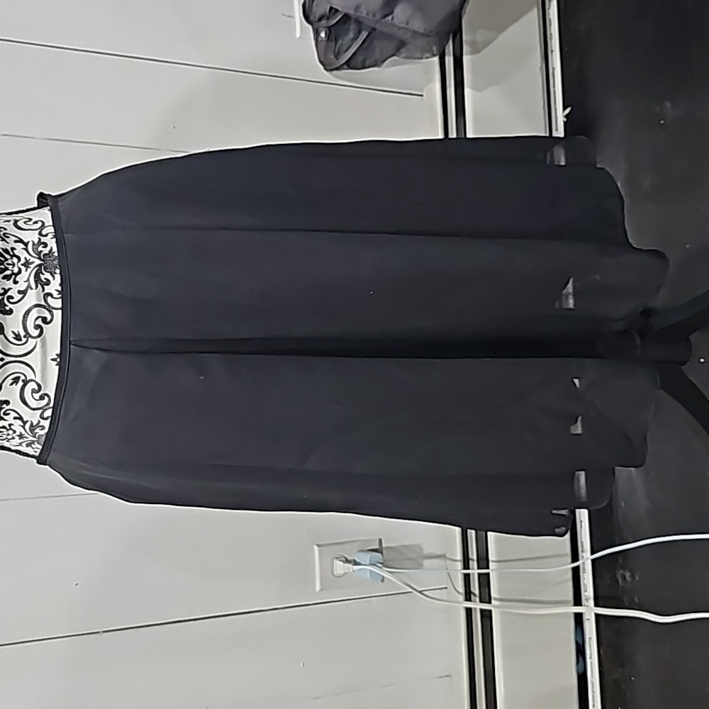 Black Midid Skirt